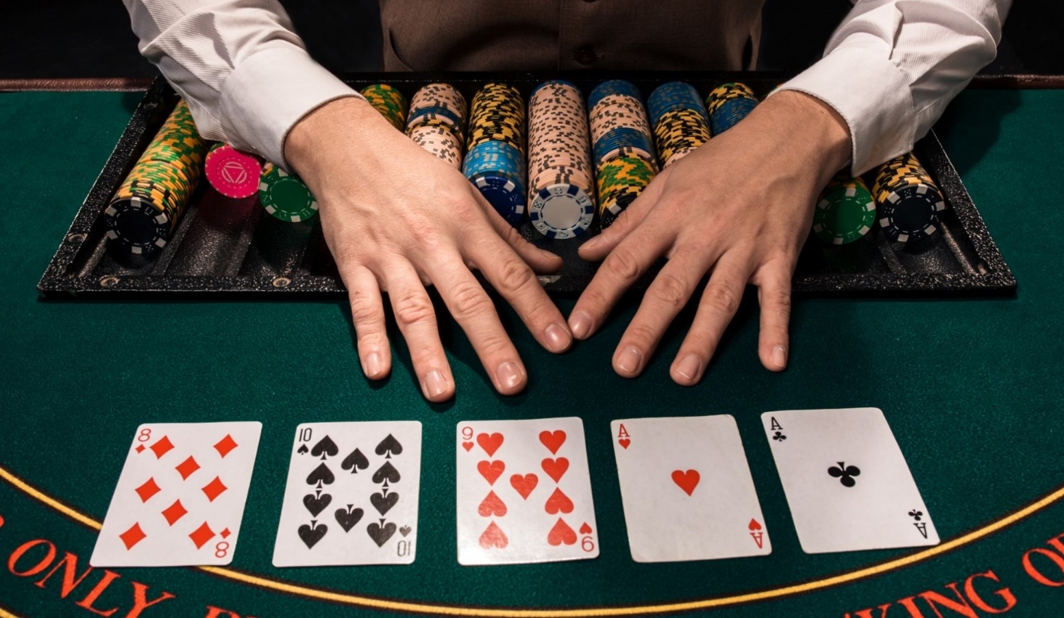 Here's how can poker help you boost creativity