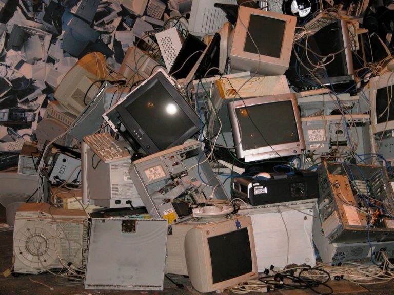 Tips for Throwing Away Electronics and Other Household Items