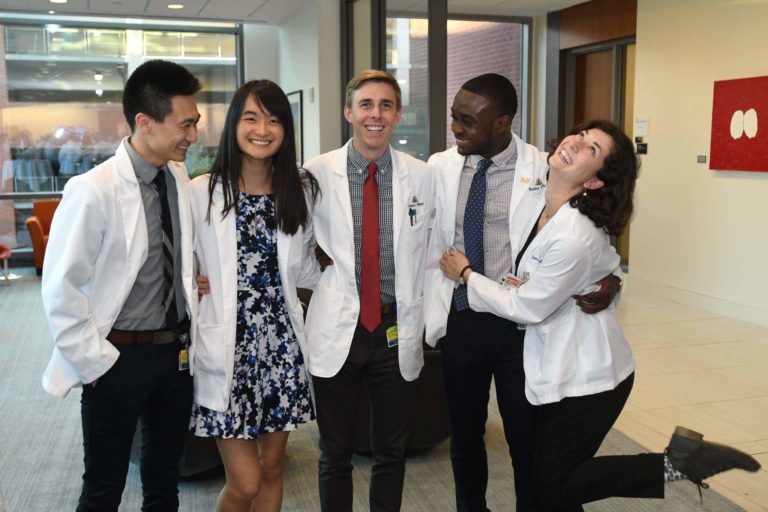 What Do Medical Students Wear?