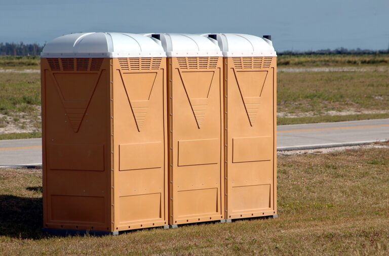 How to Choose the Best Mobile Bathroom Rental for Your Event